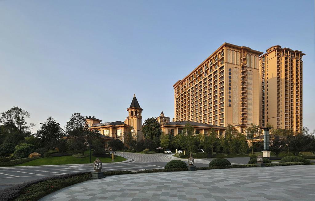 Howard Johnson Agile Plaza Chengdu Exteriör bild