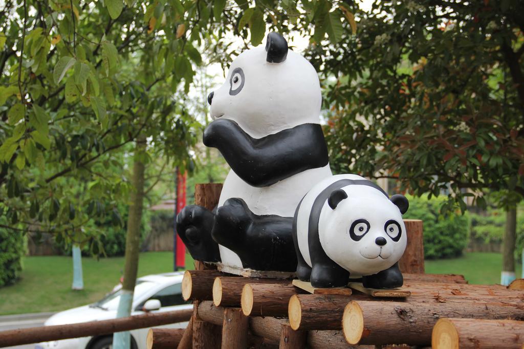 Howard Johnson Agile Plaza Chengdu Exteriör bild